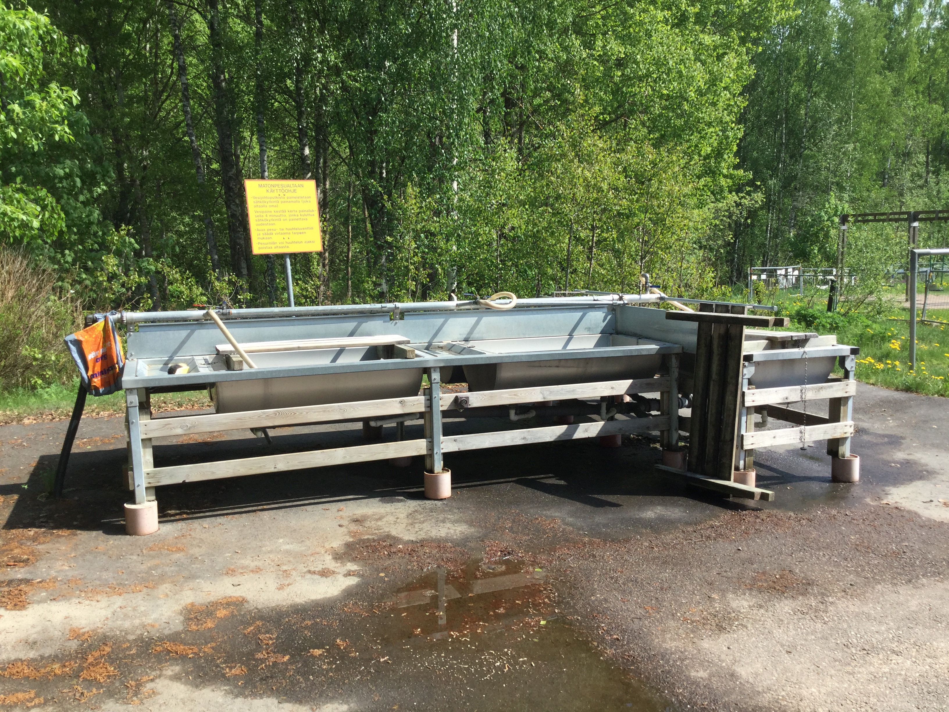 Huhtasenkylän matonpesupaikka